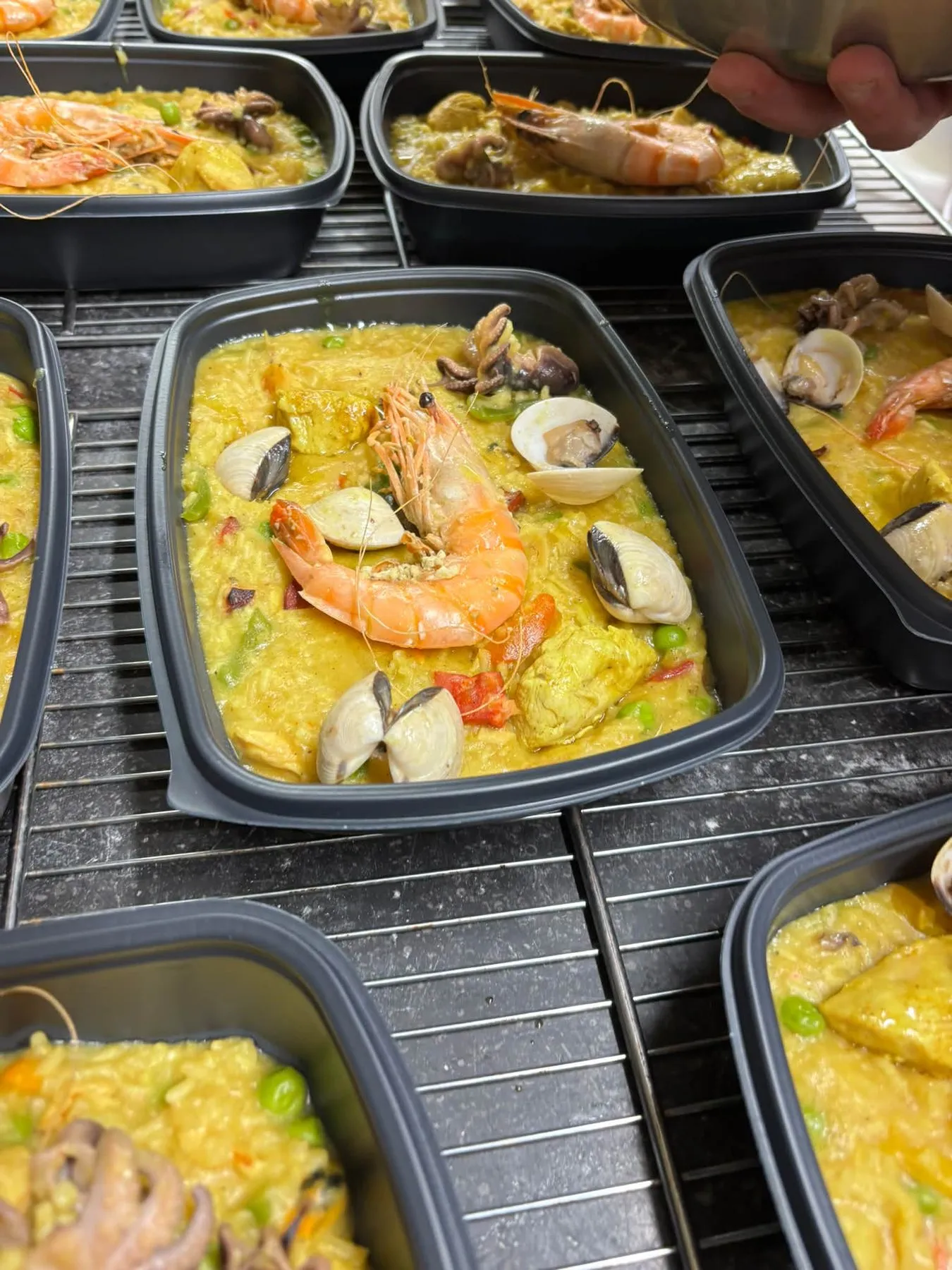 Barquettes de paella aux fruits de mer